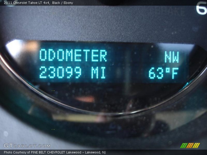 Black / Ebony 2011 Chevrolet Tahoe LT 4x4