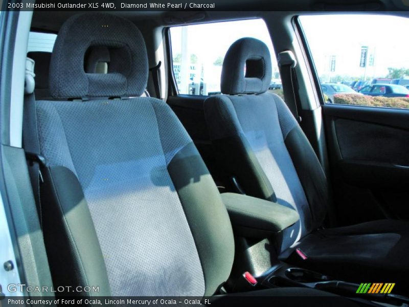 Diamond White Pearl / Charcoal 2003 Mitsubishi Outlander XLS 4WD