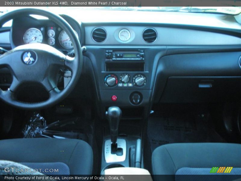 Diamond White Pearl / Charcoal 2003 Mitsubishi Outlander XLS 4WD