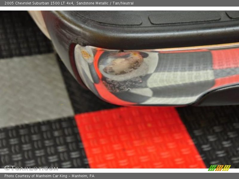 Sandstone Metallic / Tan/Neutral 2005 Chevrolet Suburban 1500 LT 4x4