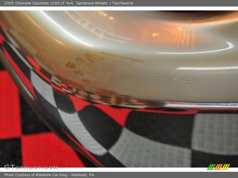 Sandstone Metallic / Tan/Neutral 2005 Chevrolet Suburban 1500 LT 4x4