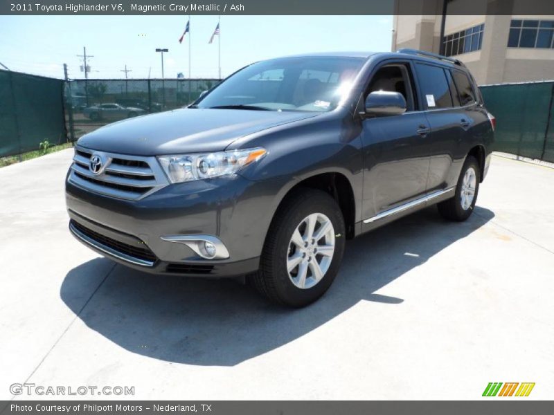 Magnetic Gray Metallic / Ash 2011 Toyota Highlander V6
