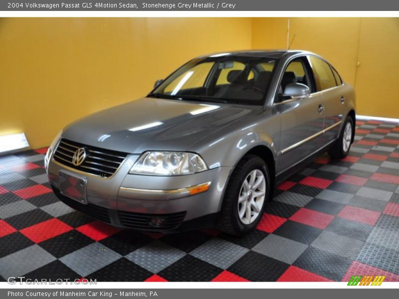Stonehenge Grey Metallic / Grey 2004 Volkswagen Passat GLS 4Motion Sedan