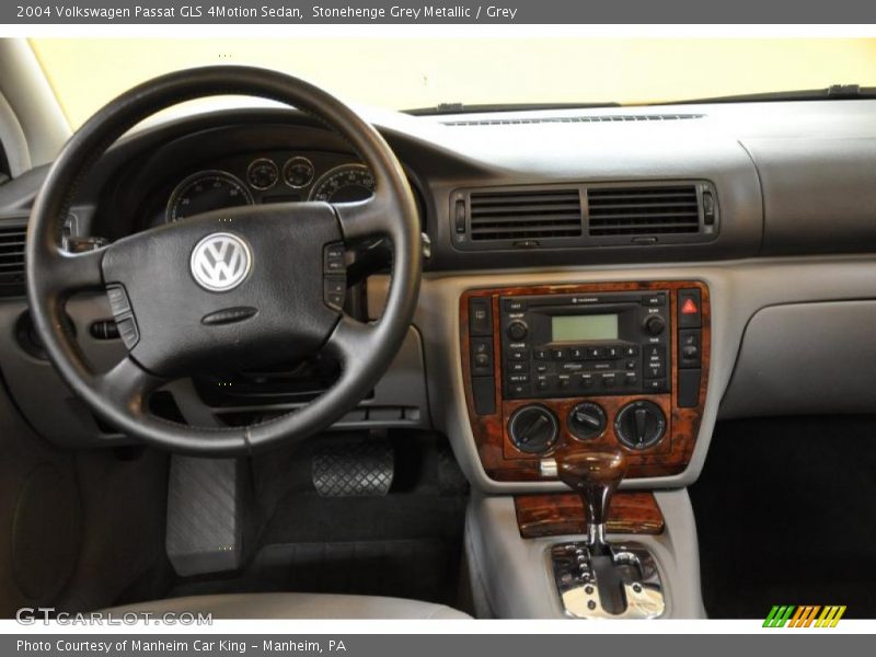 Stonehenge Grey Metallic / Grey 2004 Volkswagen Passat GLS 4Motion Sedan
