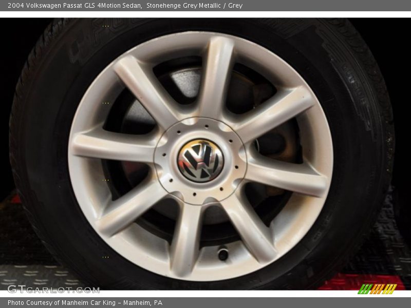 Stonehenge Grey Metallic / Grey 2004 Volkswagen Passat GLS 4Motion Sedan