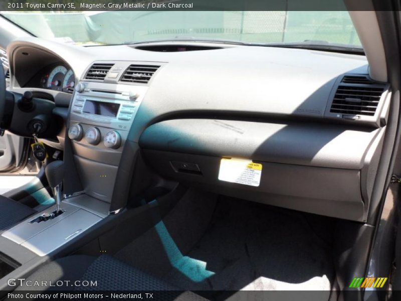 Magnetic Gray Metallic / Dark Charcoal 2011 Toyota Camry SE