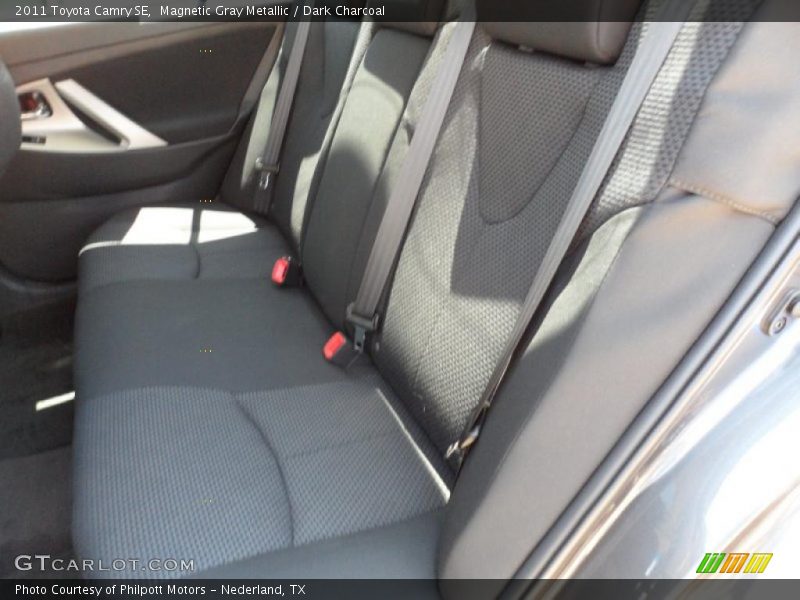 Magnetic Gray Metallic / Dark Charcoal 2011 Toyota Camry SE