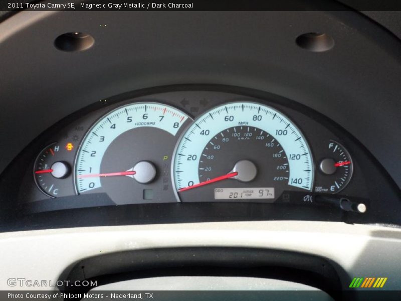 Magnetic Gray Metallic / Dark Charcoal 2011 Toyota Camry SE