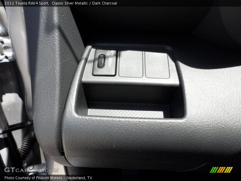 Classic Silver Metallic / Dark Charcoal 2011 Toyota RAV4 Sport