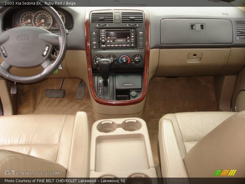 Ruby Red / Beige 2003 Kia Sedona EX