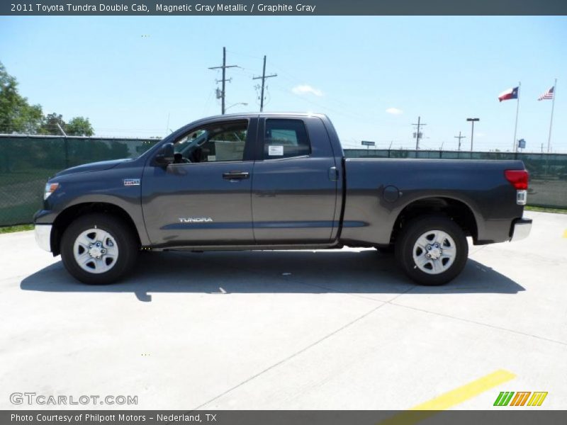 Magnetic Gray Metallic / Graphite Gray 2011 Toyota Tundra Double Cab