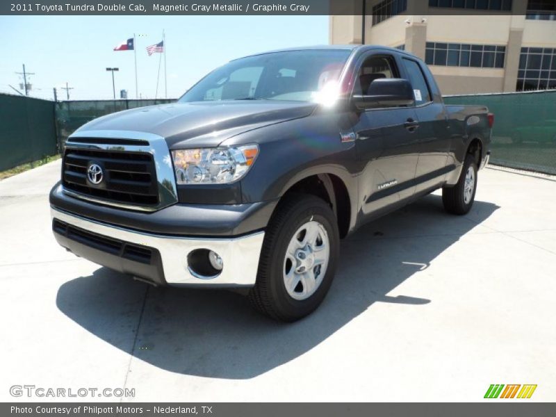 Magnetic Gray Metallic / Graphite Gray 2011 Toyota Tundra Double Cab