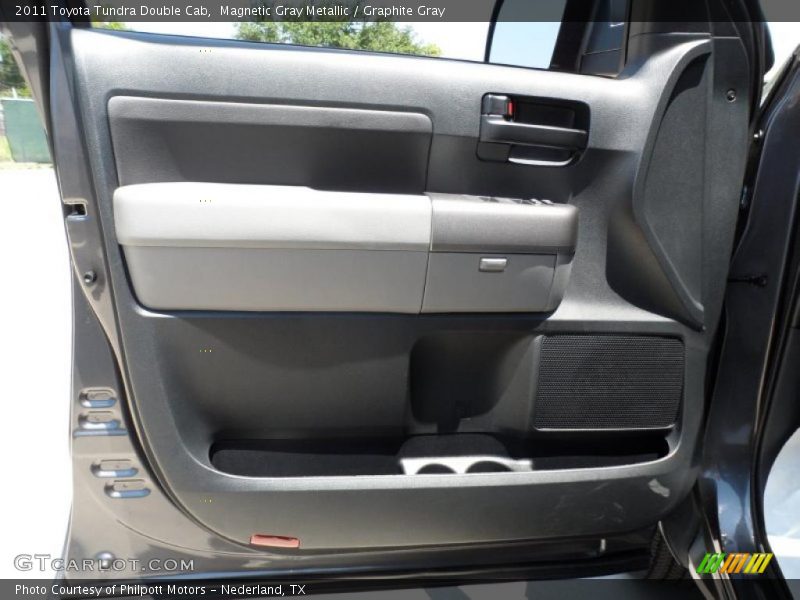 Magnetic Gray Metallic / Graphite Gray 2011 Toyota Tundra Double Cab
