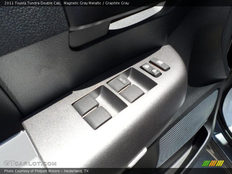 Magnetic Gray Metallic / Graphite Gray 2011 Toyota Tundra Double Cab