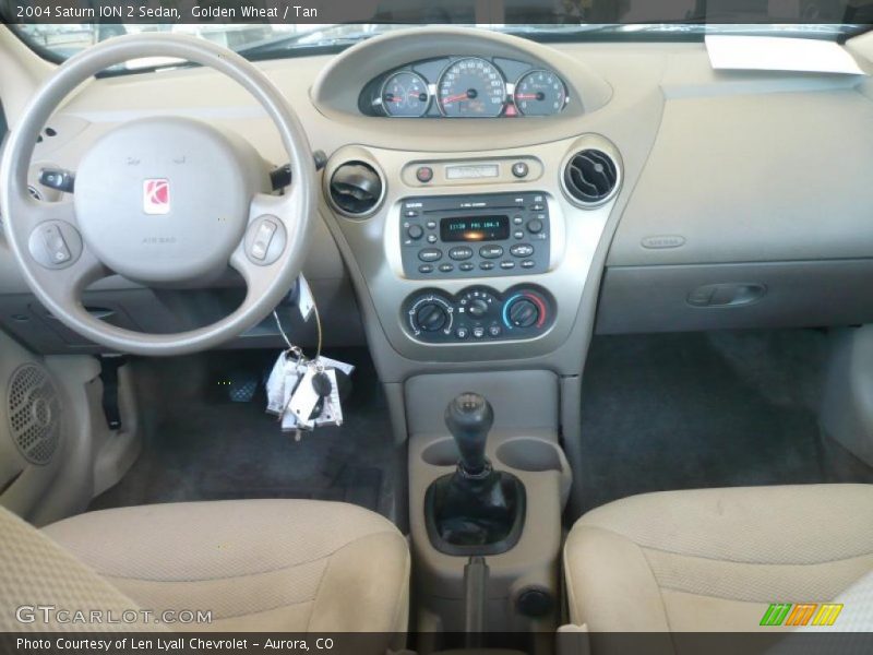 Dashboard of 2004 ION 2 Sedan