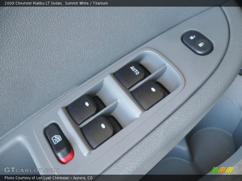 Summit White / Titanium 2009 Chevrolet Malibu LT Sedan