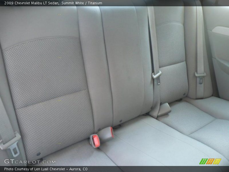 Summit White / Titanium 2009 Chevrolet Malibu LT Sedan
