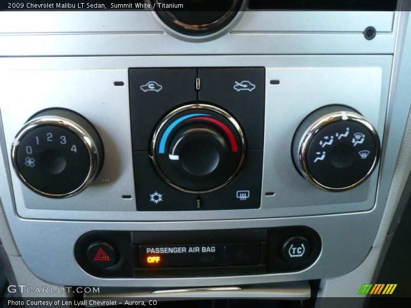 Summit White / Titanium 2009 Chevrolet Malibu LT Sedan