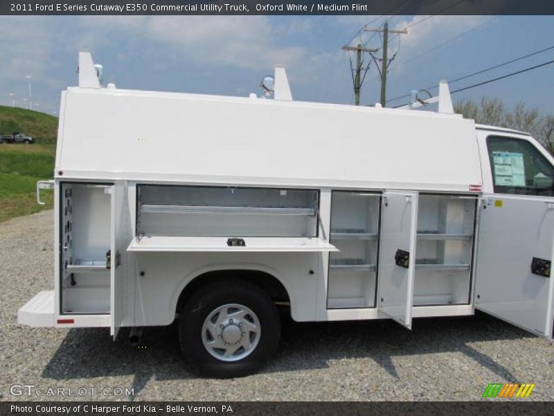 2011 E Series Cutaway E350 Commercial Utility Truck Oxford White