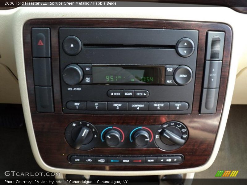 Spruce Green Metallic / Pebble Beige 2006 Ford Freestar SEL
