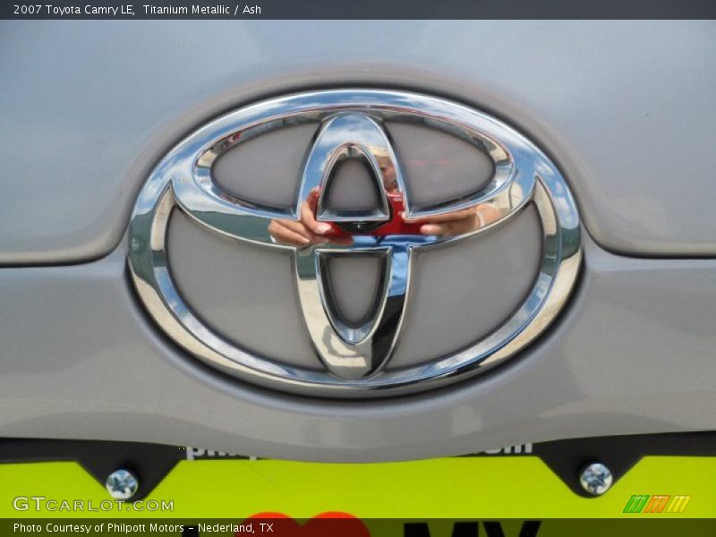 Titanium Metallic / Ash 2007 Toyota Camry LE