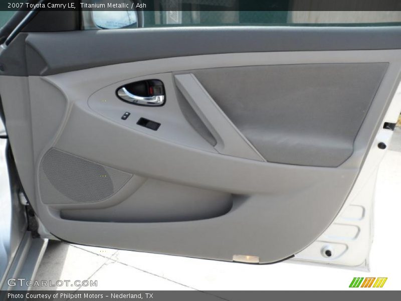 Titanium Metallic / Ash 2007 Toyota Camry LE