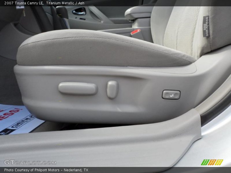 Titanium Metallic / Ash 2007 Toyota Camry LE