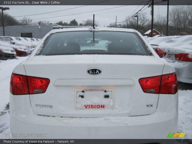 Clear White / Coffee 2010 Kia Forte EX