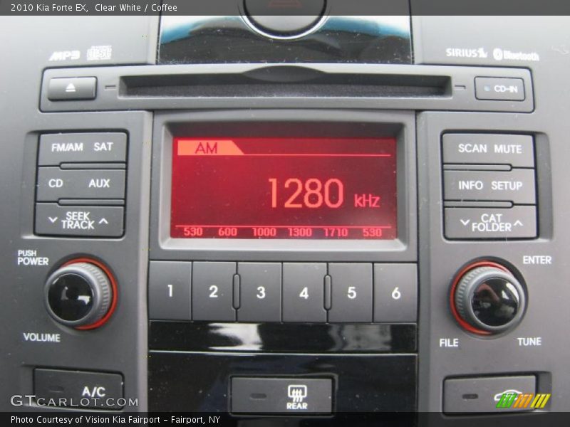 Clear White / Coffee 2010 Kia Forte EX