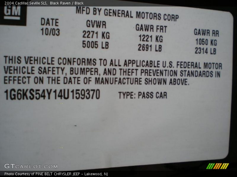 Black Raven / Black 2004 Cadillac Seville SLS
