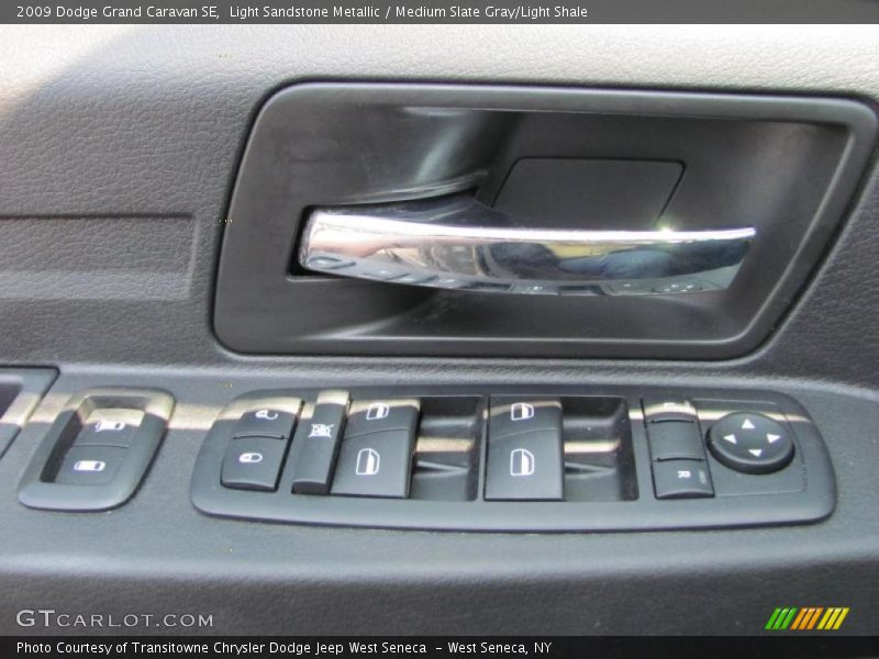 Light Sandstone Metallic / Medium Slate Gray/Light Shale 2009 Dodge Grand Caravan SE