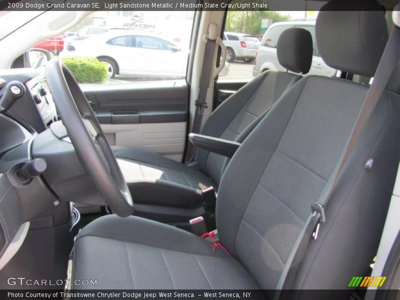 Light Sandstone Metallic / Medium Slate Gray/Light Shale 2009 Dodge Grand Caravan SE