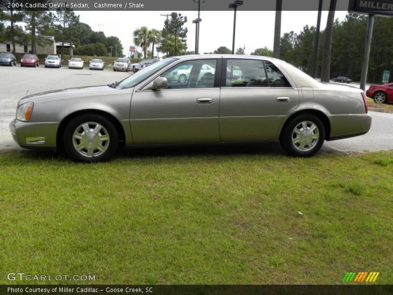 Cashmere / Shale 2004 Cadillac DeVille Sedan