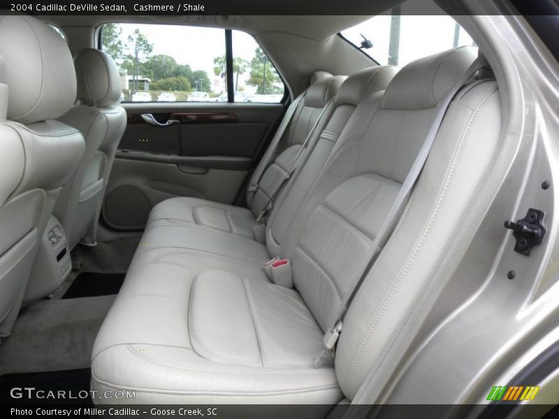 Cashmere / Shale 2004 Cadillac DeVille Sedan