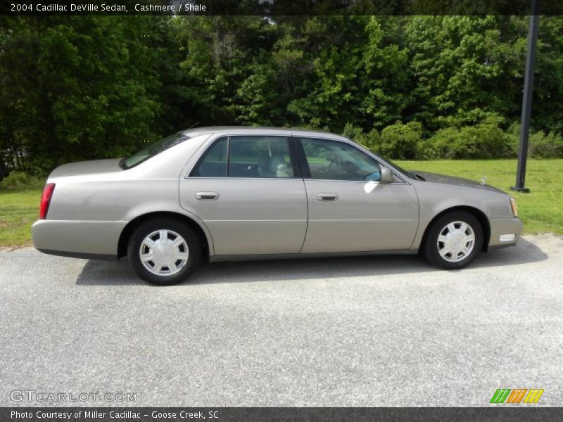 Cashmere / Shale 2004 Cadillac DeVille Sedan