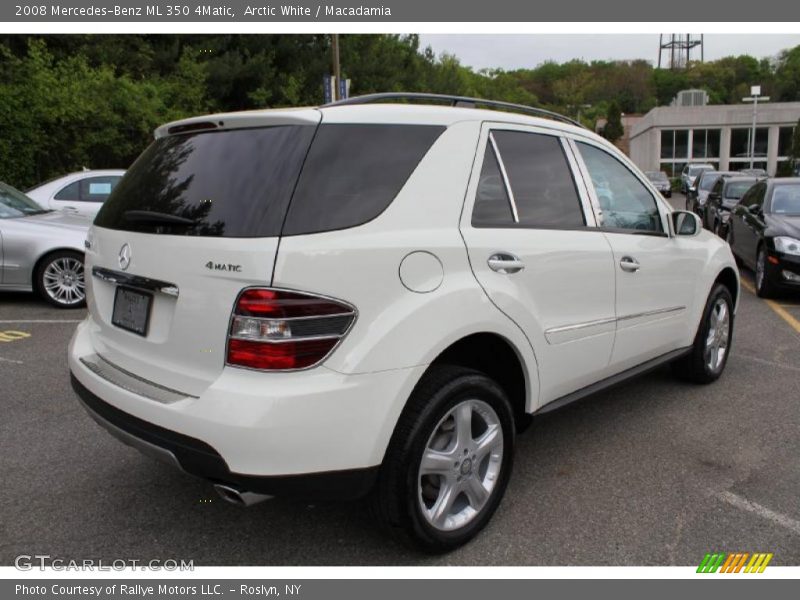 Arctic White / Macadamia 2008 Mercedes-Benz ML 350 4Matic