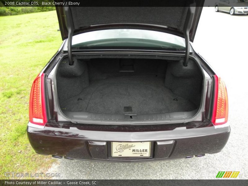 Black Cherry / Ebony 2008 Cadillac DTS