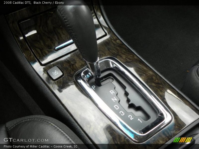 Black Cherry / Ebony 2008 Cadillac DTS