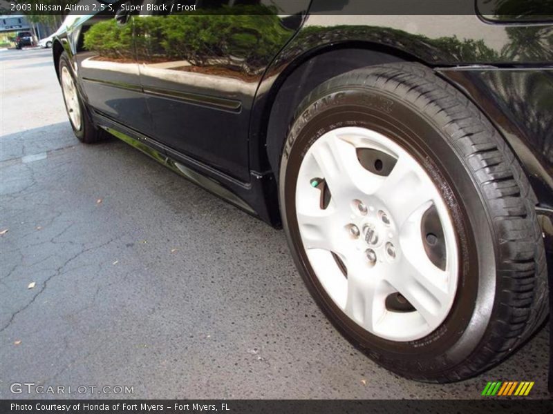 Super Black / Frost 2003 Nissan Altima 2.5 S