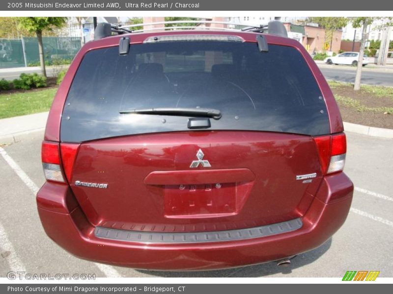 Ultra Red Pearl / Charcoal 2005 Mitsubishi Endeavor Limited AWD