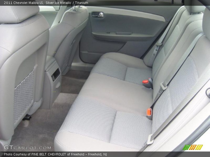 Silver Ice Metallic / Titanium 2011 Chevrolet Malibu LS