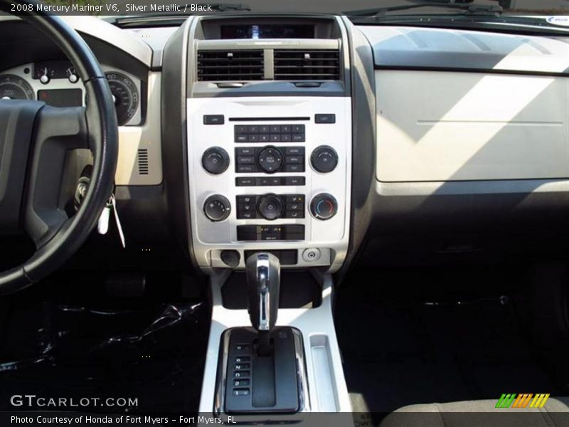 Silver Metallic / Black 2008 Mercury Mariner V6
