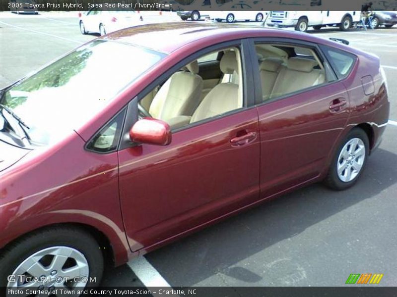 Salsa Red Pearl / Ivory/Brown 2005 Toyota Prius Hybrid