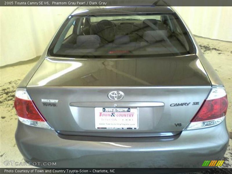 Phantom Gray Pearl / Dark Gray 2005 Toyota Camry SE V6