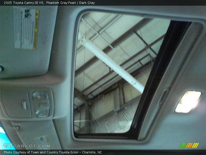 Phantom Gray Pearl / Dark Gray 2005 Toyota Camry SE V6