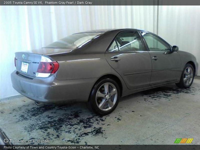 Phantom Gray Pearl / Dark Gray 2005 Toyota Camry SE V6