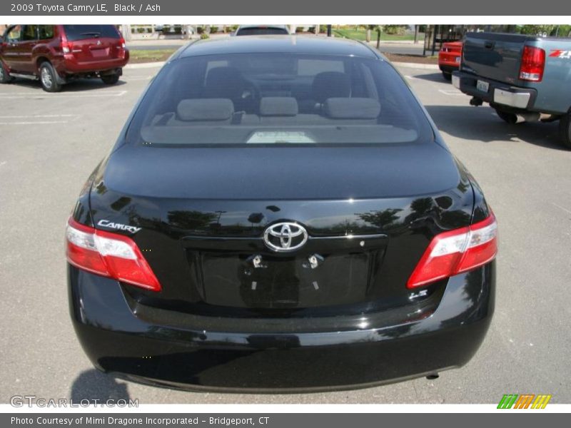 Black / Ash 2009 Toyota Camry LE