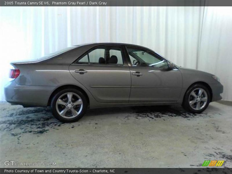 Phantom Gray Pearl / Dark Gray 2005 Toyota Camry SE V6