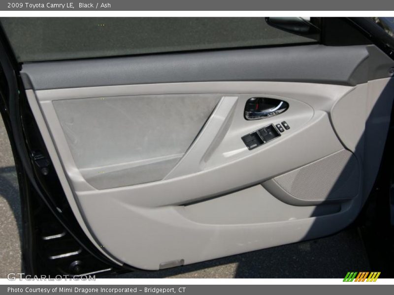 Black / Ash 2009 Toyota Camry LE