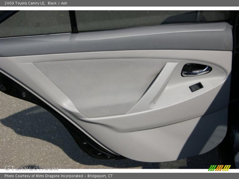 Black / Ash 2009 Toyota Camry LE